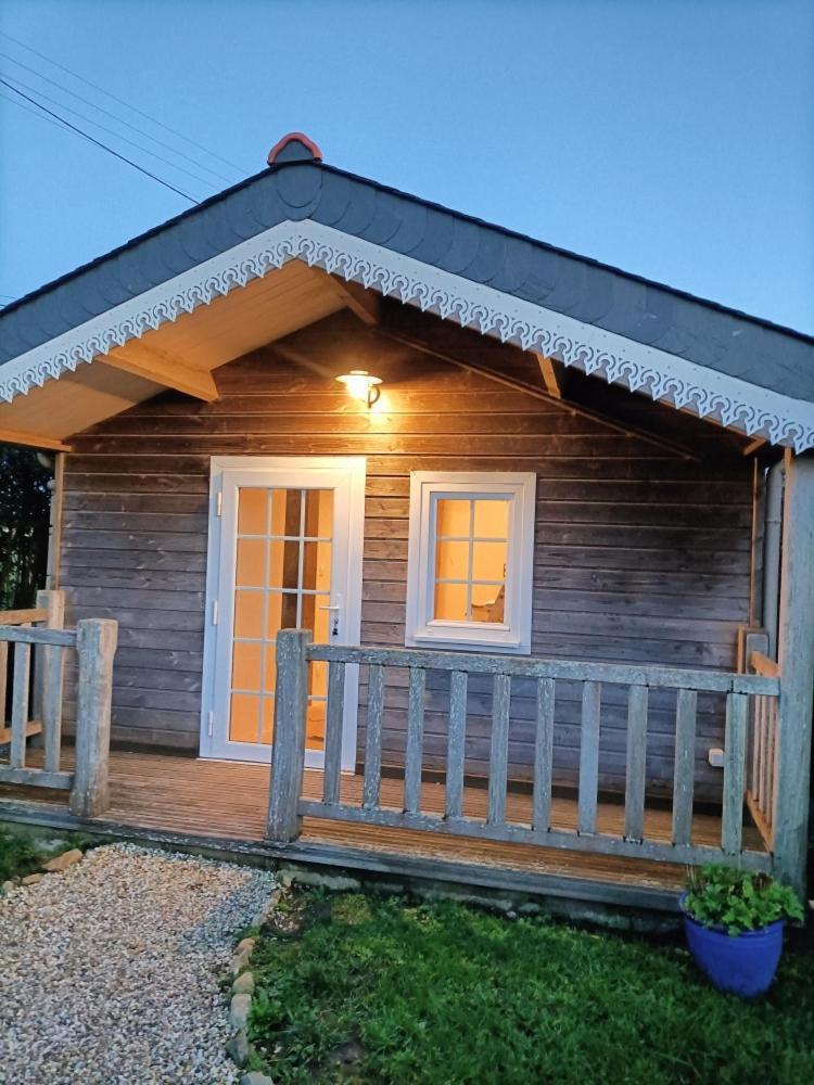 Kerlouan Oudoty B&B 외부 사진