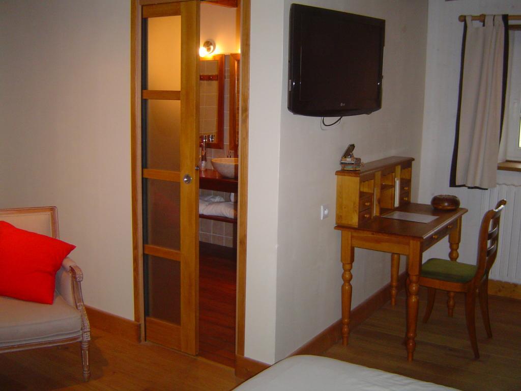 Kerlouan Oudoty B&B 외부 사진