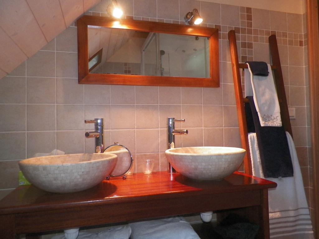 Kerlouan Oudoty B&B 외부 사진